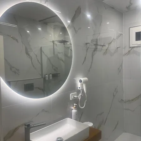 ベッド・アンド・ブレックファスト Maridda-experience Rooms- 4*