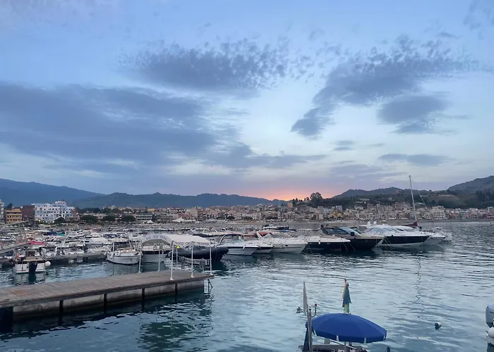 Bed and breakfast Maridda-experience Rooms- Giardini-Naxos